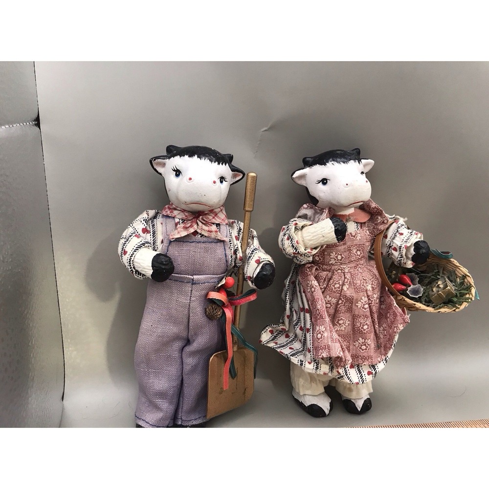 Pair Of Farmer M And Mrs Christmas Cows 7"